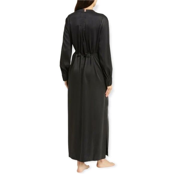 Lunya Black Silk Robe - Picture 12 of 16